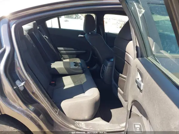 2C3CDXBG4KH640901 2019 DODGE CHARGER - Image 8