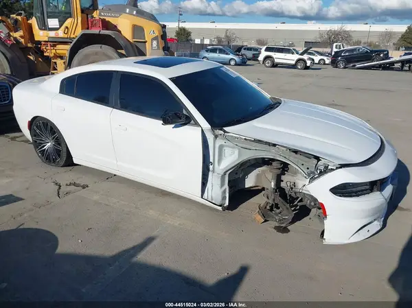 2C3CDXBG4KH653132 2019 DODGE CHARGER - Image 1