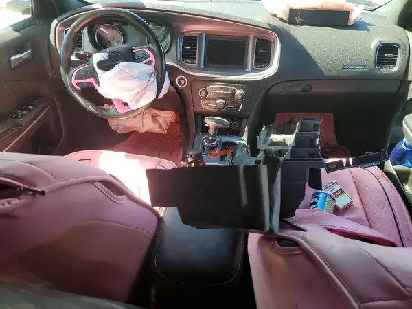 2C3CDXBG4KH675549 2019 DODGE CHARGER - Image 8
