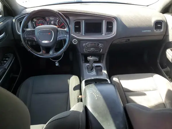 2C3CDXBG4KH679598 2019 DODGE CHARGER - Image 8