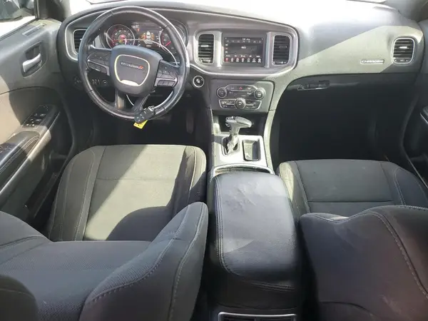 2C3CDXBG4KH699043 2019 DODGE CHARGER - Image 8