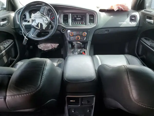 2C3CDXBG4KH709604 2019 DODGE CHARGER - Image 8