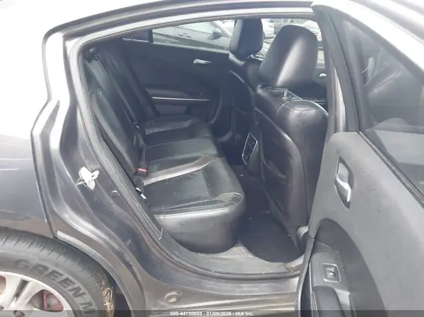 2C3CDXBG4KH711224 2019 DODGE CHARGER - Image 8