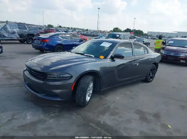 2C3CDXBG4KH711241 2019 DODGE CHARGER - Image 2