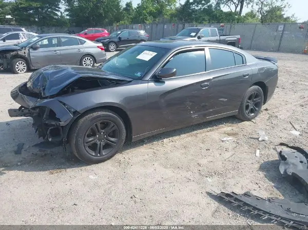 2C3CDXBG4KH711482 2019 DODGE CHARGER - Image 2