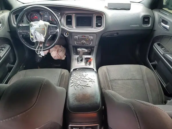 2C3CDXBG4KH720389 2019 DODGE CHARGER - Image 8
