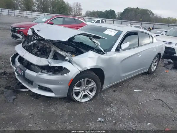 2C3CDXBG4KH724555 2019 DODGE CHARGER - Image 2