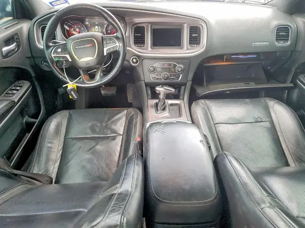 2C3CDXBG4KH724779 2019 DODGE CHARGER - Image 8