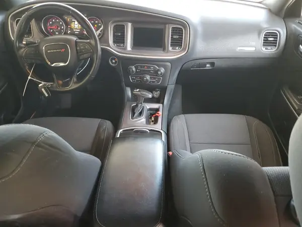 2C3CDXBG4KH729674 2019 DODGE CHARGER - Image 8