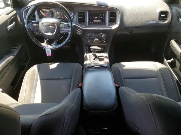 2C3CDXBG4KH732624 2019 DODGE CHARGER - Image 8