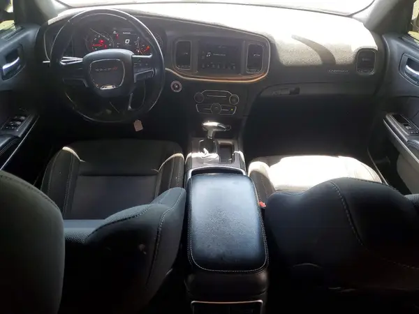 2C3CDXBG4KH742862 2019 DODGE CHARGER - Image 8