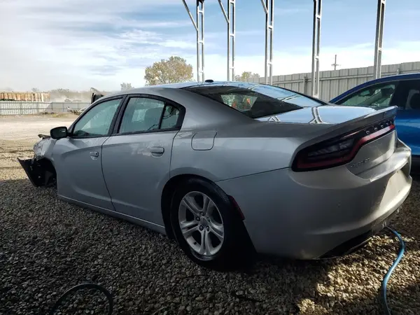 2C3CDXBG4KH743624 2019 DODGE CHARGER - Image 2
