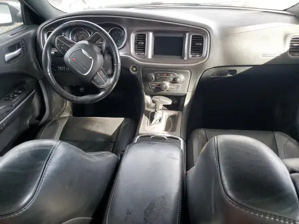 2C3CDXBG4KH743624 2019 DODGE CHARGER - Image 8