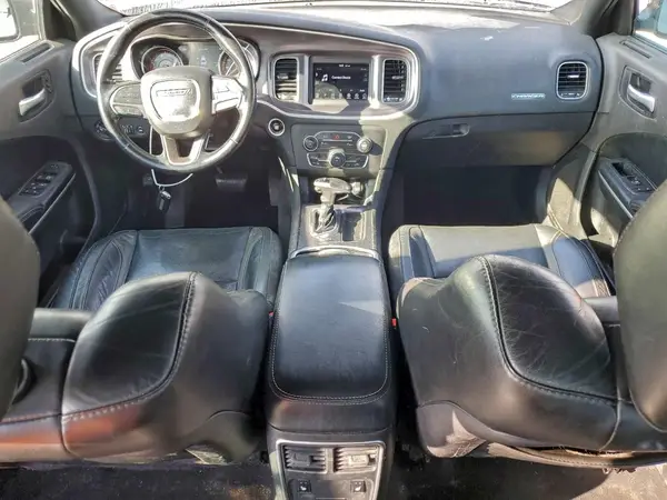 2C3CDXBG4KH746863 2019 DODGE CHARGER - Image 8