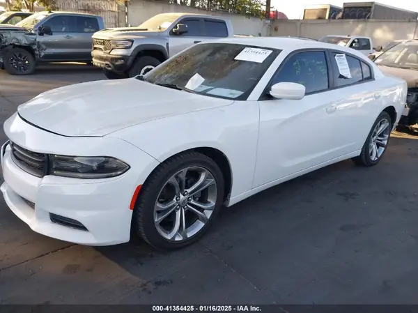 2C3CDXBG4KH754493 2019 DODGE CHARGER - Image 2