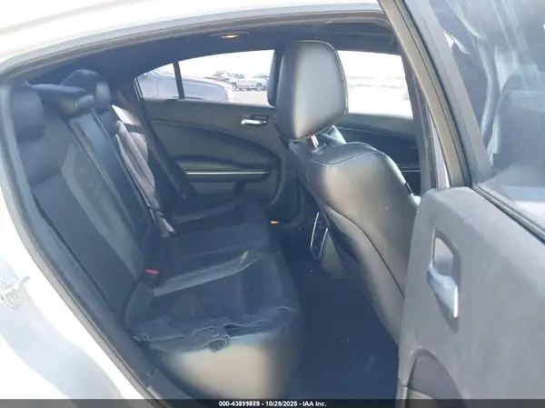 2C3CDXBG4MH579102 2021 DODGE CHARGER - Image 8
