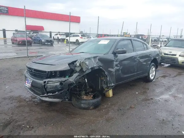 2C3CDXBG4NH239790 2022 DODGE CHARGER - Image 2