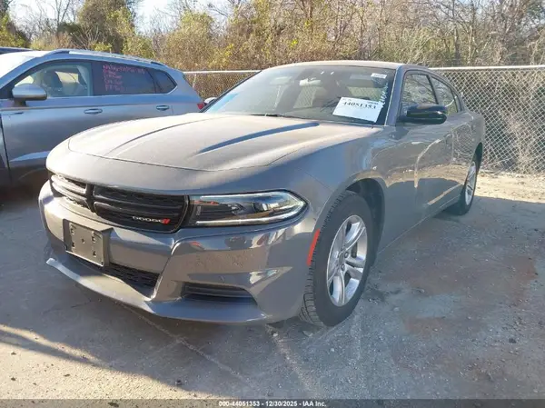 2C3CDXBG4PH575605 2023 DODGE CHARGER - Image 2