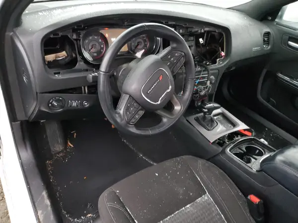 2C3CDXBG4PH588502 2023 DODGE CHARGER - Image 8