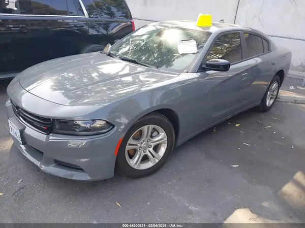 2C3CDXBG4PH636192 2023 DODGE CHARGER - Image 2