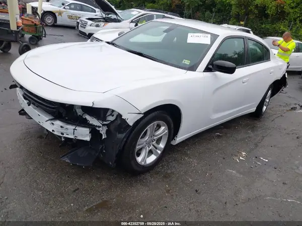 2C3CDXBG4PH642588 2023 DODGE CHARGER - Image 2