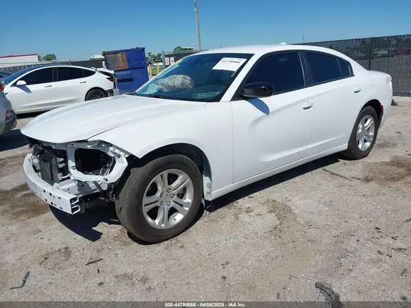 2C3CDXBG4PH673873 2023 DODGE CHARGER - Image 2