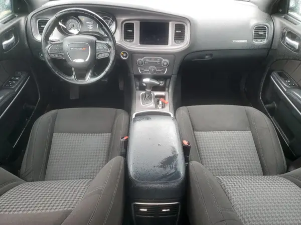 2C3CDXBG4PH690947 2023 DODGE CHARGER - Image 8