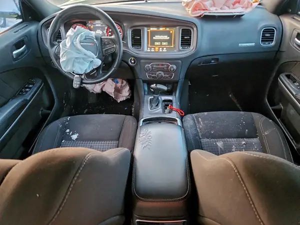 2C3CDXBG4PH698613 2023 DODGE CHARGER - Image 8