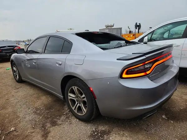 2C3CDXBG5GH173494 2016 DODGE CHARGER - Image 2