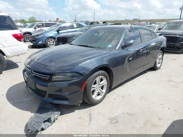 2C3CDXBG5GH251935 2016 DODGE CHARGER - Image 2