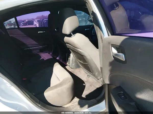 2C3CDXBG5GH347225 2016 DODGE CHARGER - Image 8