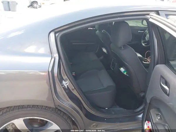 2C3CDXBG5HH620567 2017 DODGE CHARGER - Image 8