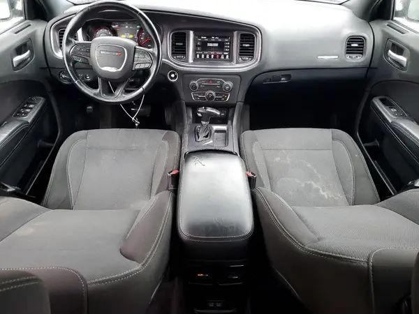 2C3CDXBG5JH203021 2018 DODGE CHARGER - Image 8