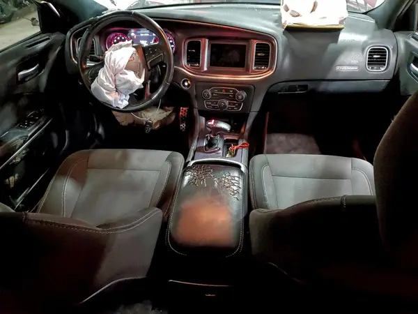 2C3CDXBG5JH236956 2018 DODGE CHARGER - Image 8