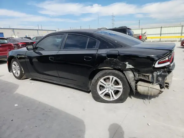 2C3CDXBG5JH239131 2018 DODGE CHARGER - Image 2