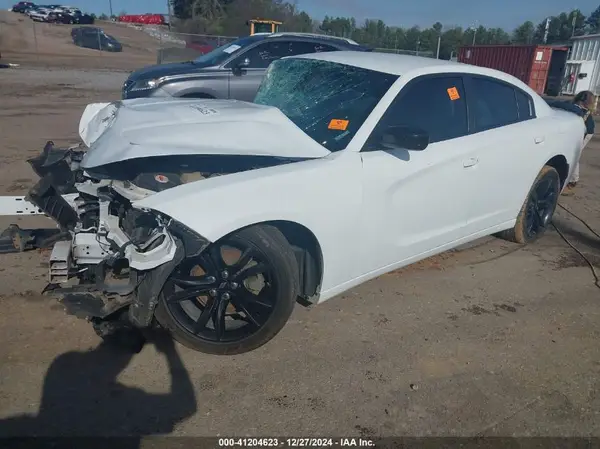 2C3CDXBG5JH289527 2018 DODGE CHARGER - Image 2