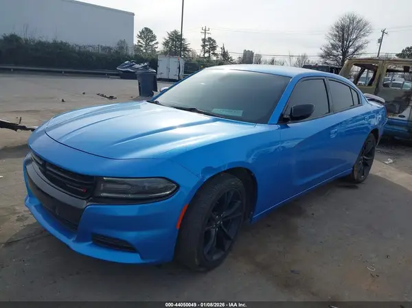 2C3CDXBG5JH290791 2018 DODGE CHARGER - Image 2