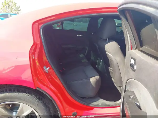 2C3CDXBG5JH309405 2018 DODGE CHARGER - Image 8