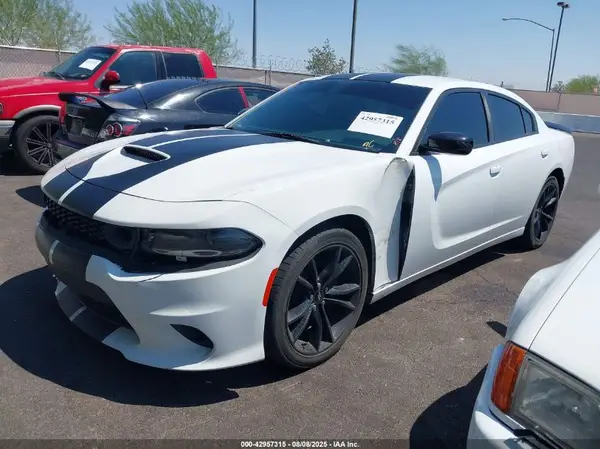 2C3CDXBG5JH336488 2018 DODGE CHARGER - Image 2