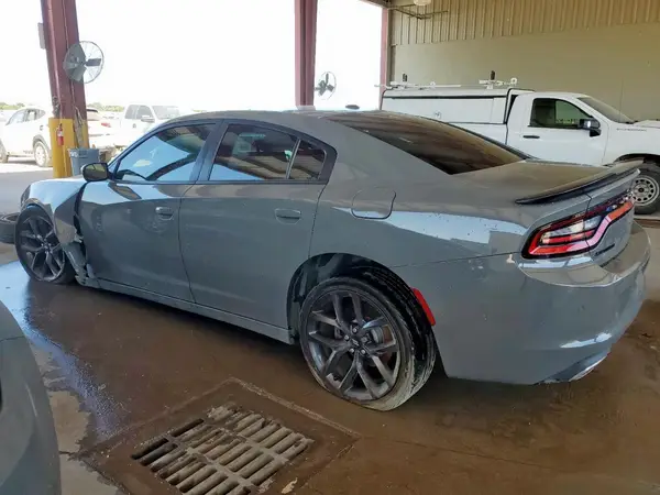 2C3CDXBG5KH553153 2019 DODGE CHARGER - Image 2