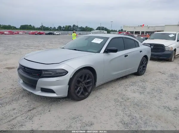 2C3CDXBG5KH580840 2019 DODGE CHARGER - Image 2