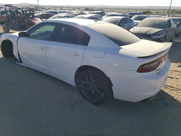 2C3CDXBG5KH580868 2019 DODGE CHARGER - Image 2