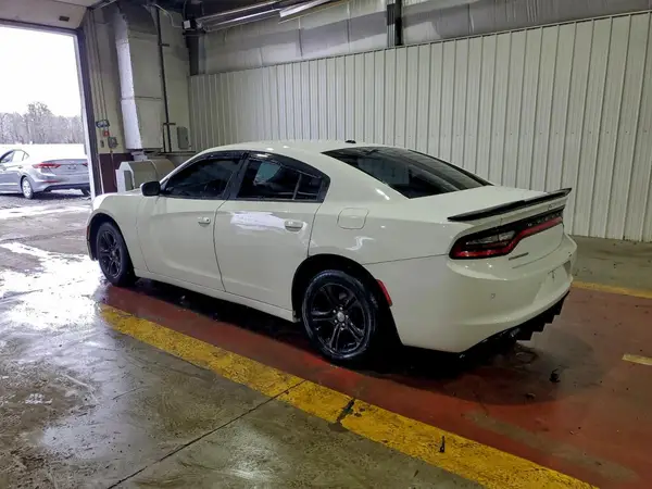 2C3CDXBG5KH630734 2019 DODGE CHARGER - Image 2