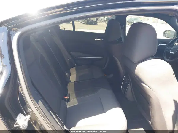 2C3CDXBG5KH635576 2019 DODGE CHARGER - Image 8