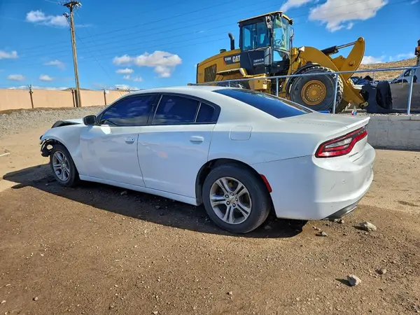 2C3CDXBG5KH654998 2019 DODGE CHARGER - Image 2