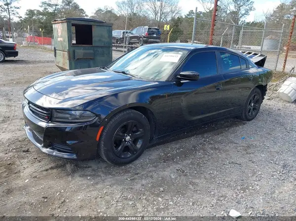 2C3CDXBG5KH658369 2019 DODGE CHARGER - Image 2