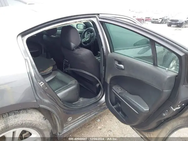 2C3CDXBG5KH692120 2019 DODGE CHARGER - Image 8