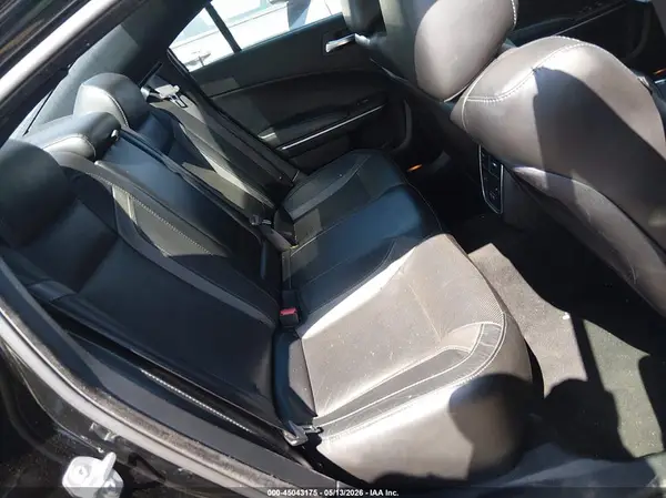 2C3CDXBG5KH696054 2019 DODGE CHARGER - Image 8