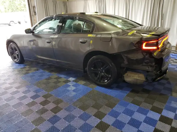 2C3CDXBG5KH709658 2019 DODGE CHARGER - Image 2