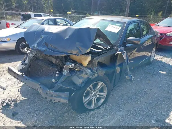 2C3CDXBG5KH711216 2019 DODGE CHARGER - Image 2